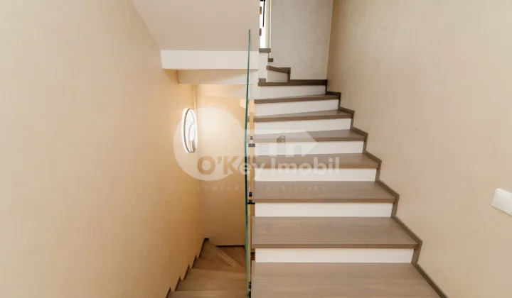 Дом, Ботаника, ПЭШУНИЛОР