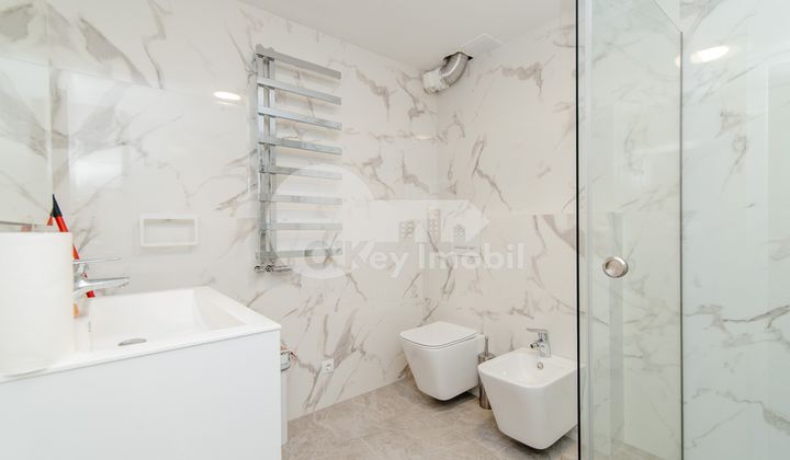 Дом, Ботаника, ПЭШУНИЛОР