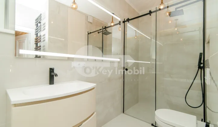 Дом, Ботаника, ПЭШУНИЛОР