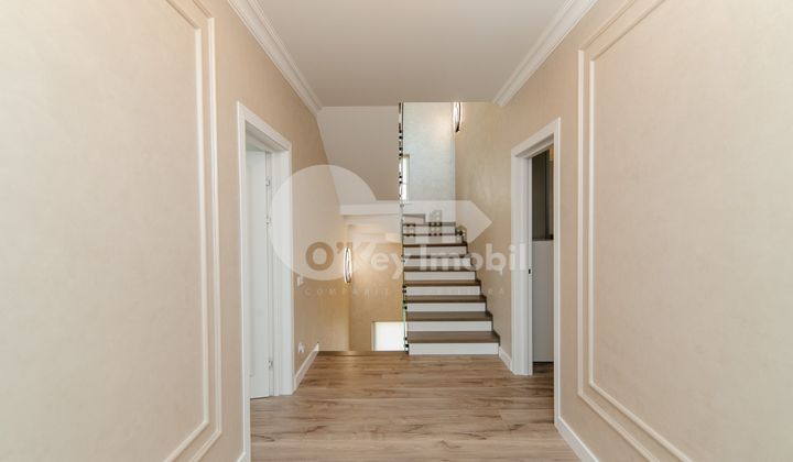 Дом, Ботаника, ПЭШУНИЛОР